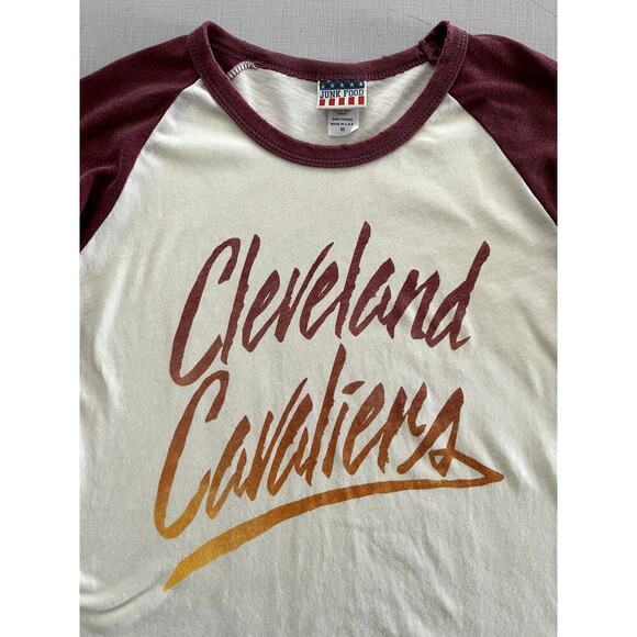 Junk Food Sz M Cleveland Cavaliers Ringer T-Shirt Fan Gear NBA Apparel Sporty - Picture 3 of 9